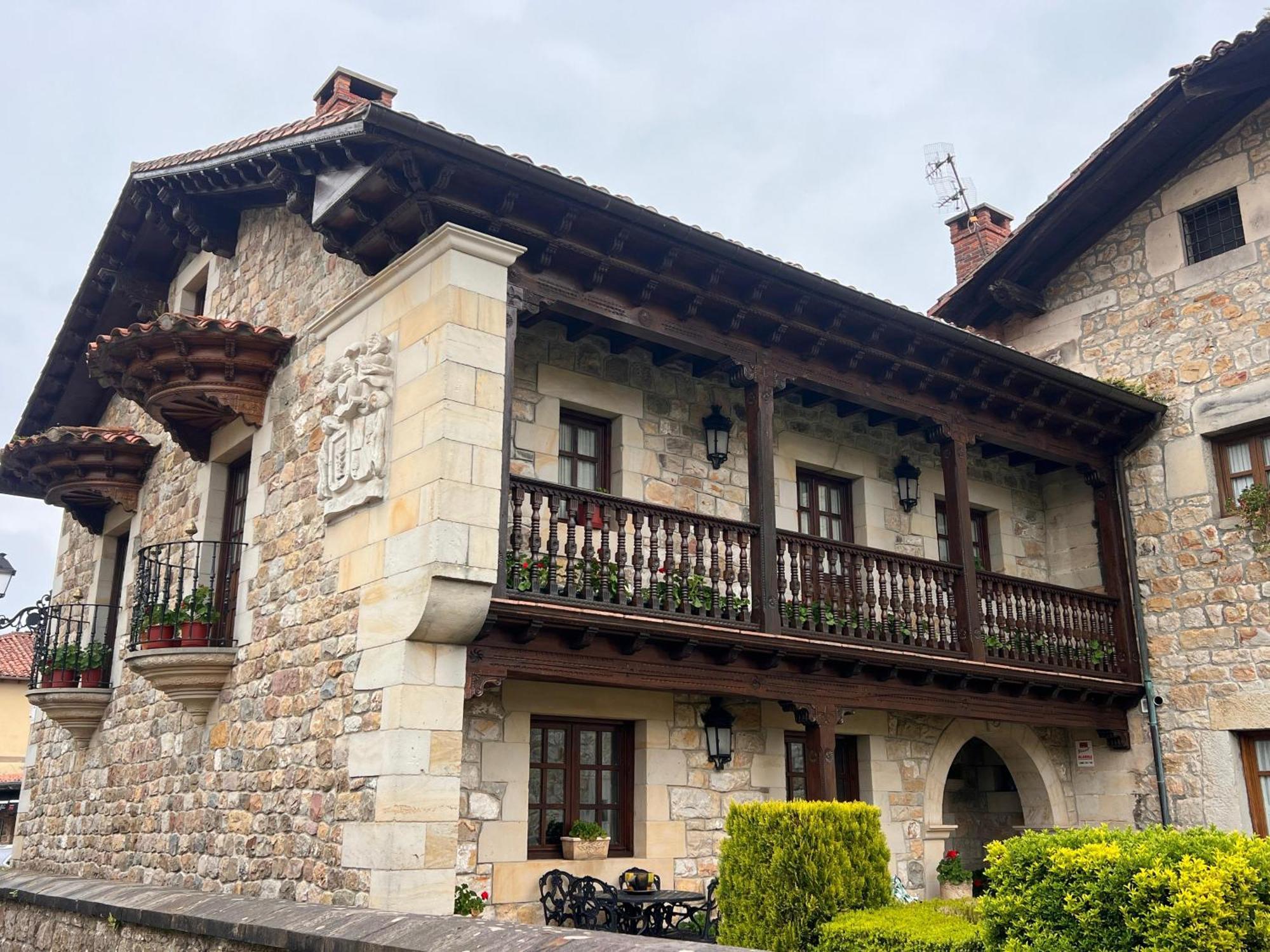 El Palacio Ruente Exterior foto